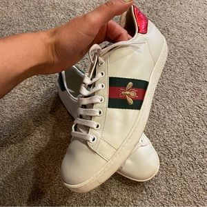 Gucci Ace Bee Sneakers